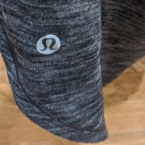 Lululemon Barre Top - Picture 3 of 3